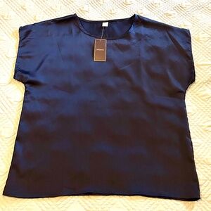NWT, MILUMIA Women’s Navy Blue Silky Blouse, Size Large